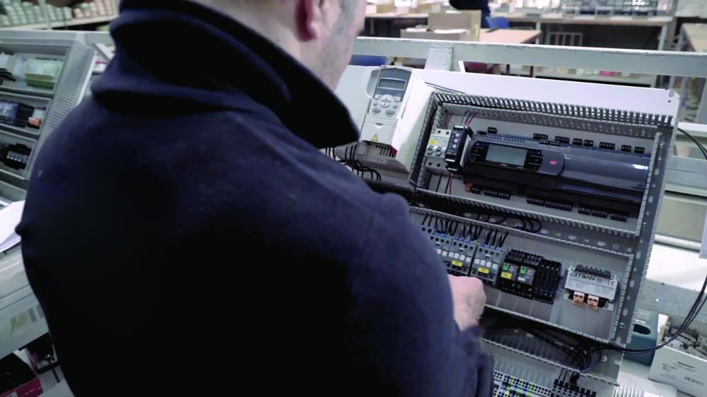 Elektrik Panosu Hattı